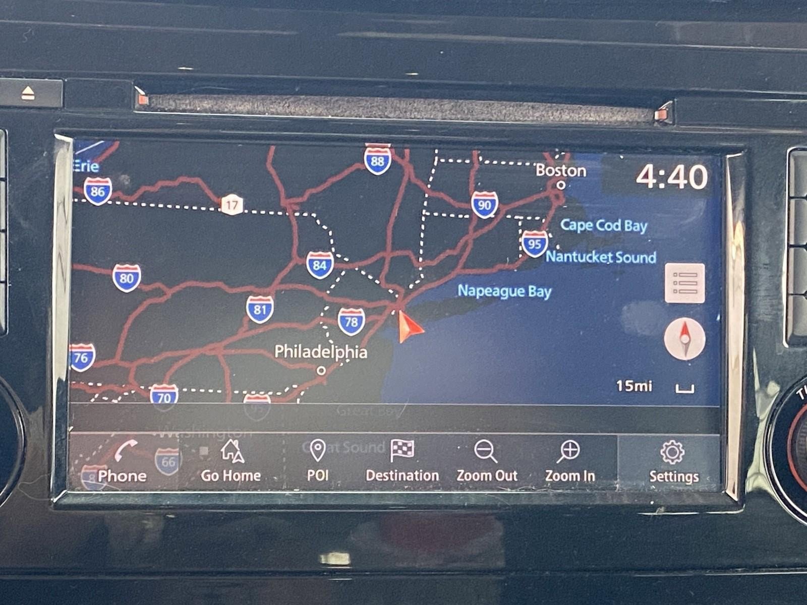 Used 2018 Nissan Rogue SV w/ Premium Package image 26