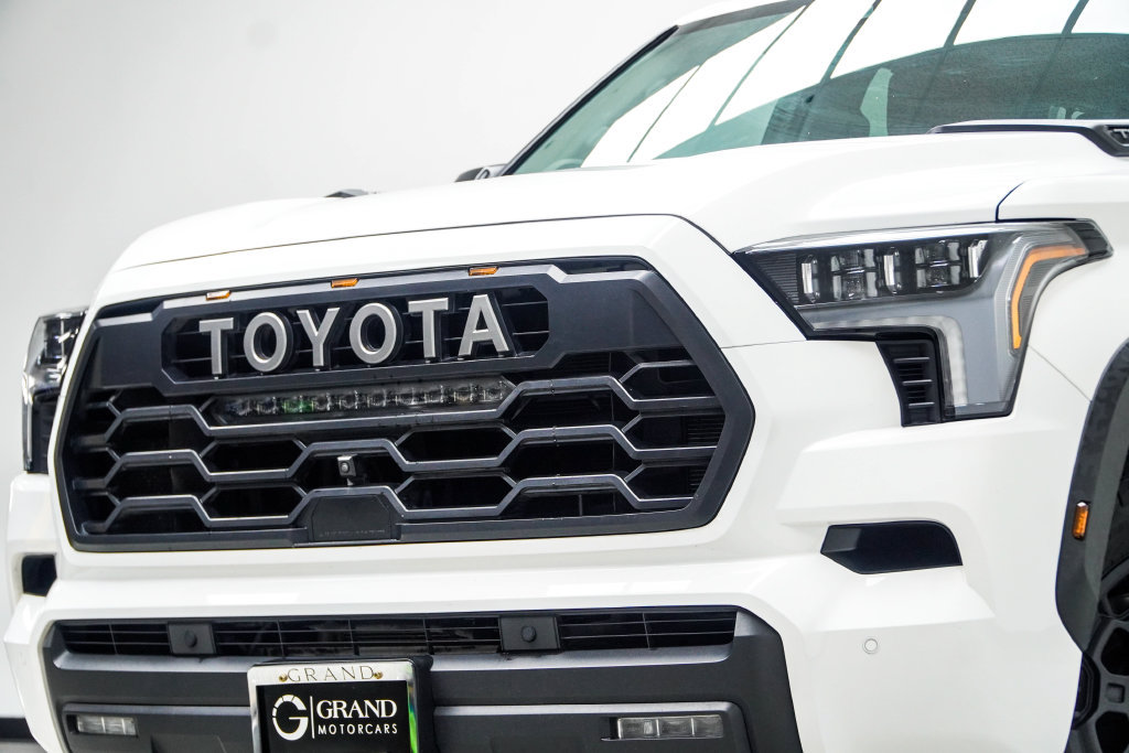 Used 2023 Toyota Sequoia TRD Pro AWD/4WD image 2