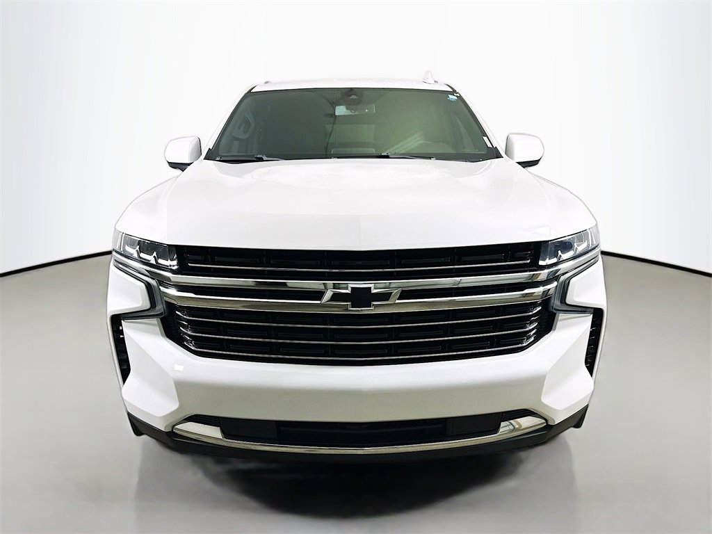 Used 2021 Chevrolet Suburban LT image 2