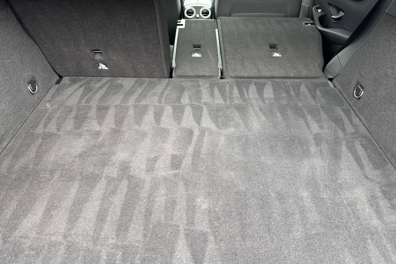 Certified 2022 Mercedes-Benz GLC 300 w/ Premium Package Lite image 15