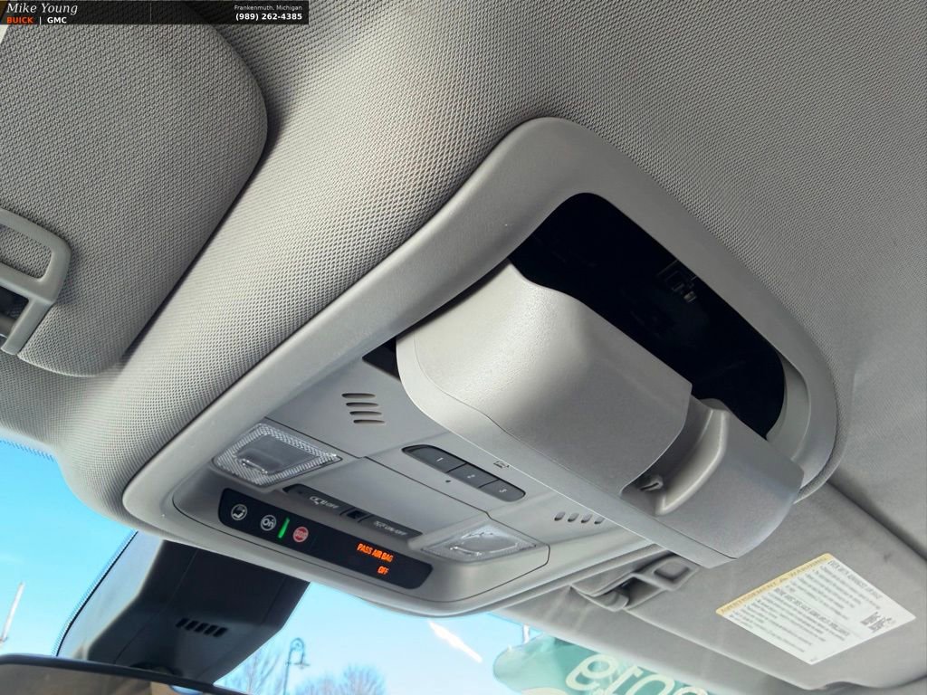 Certified 2019 Chevrolet Equinox LT w/ Driver Convenience Package image 34