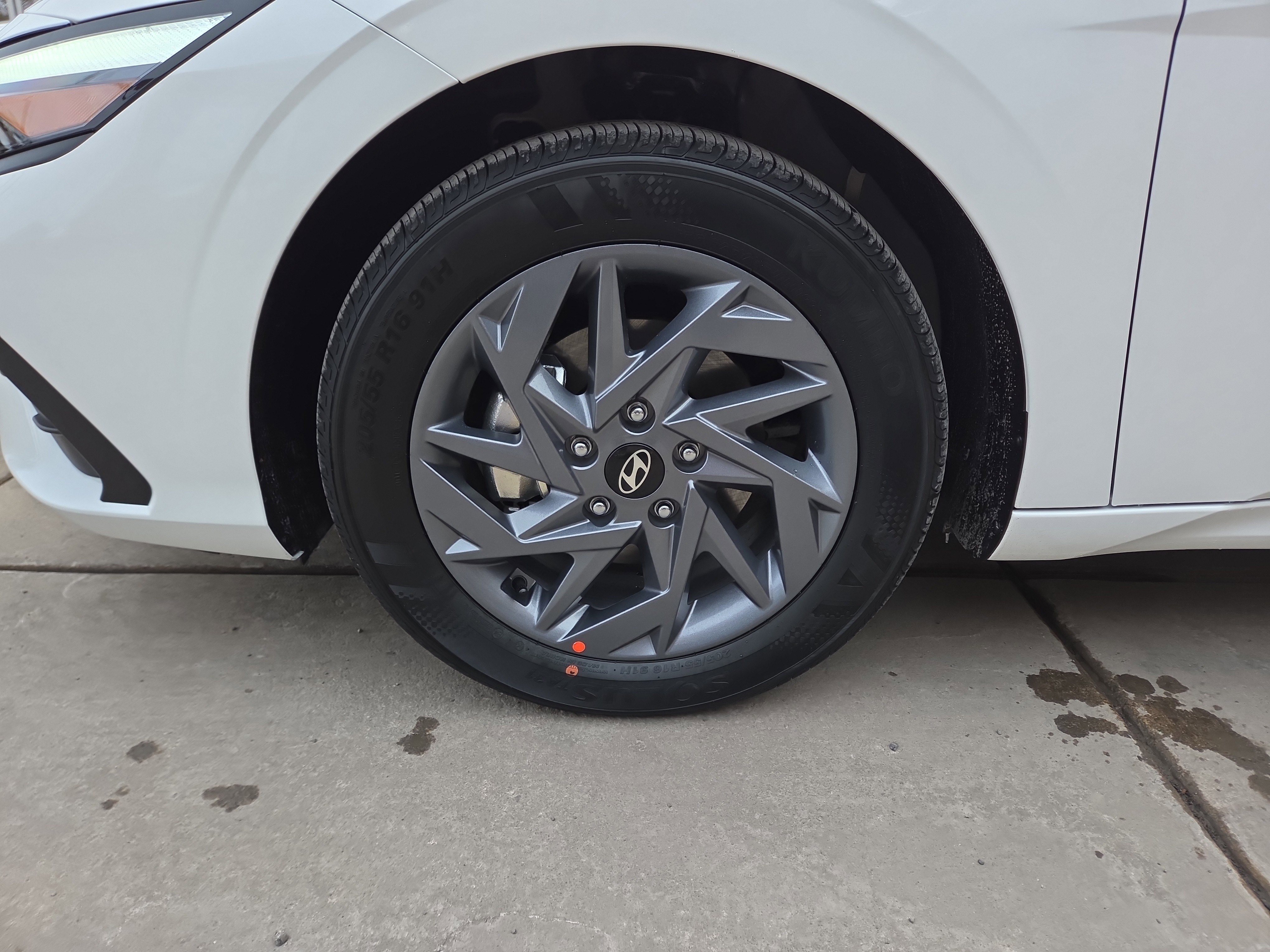 New 2026 Hyundai Elantra Blue image 11