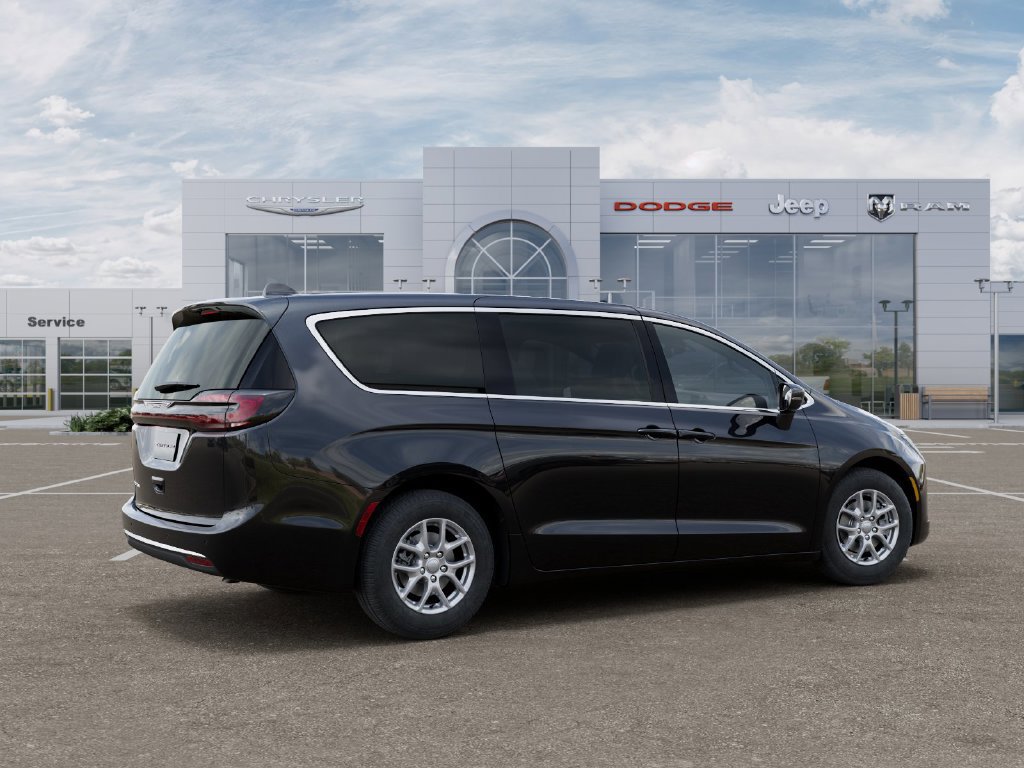 New 2027 Chrysler Pacifica Select FWD image 4