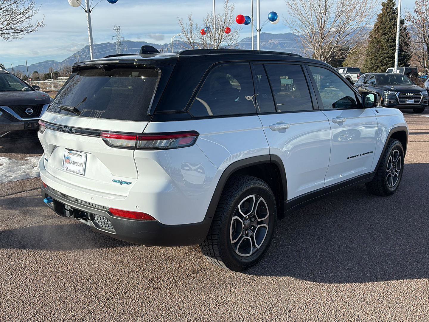 Used 2023 Jeep Grand Cherokee Trailhawk w/ Advanced Protech Group II image 31