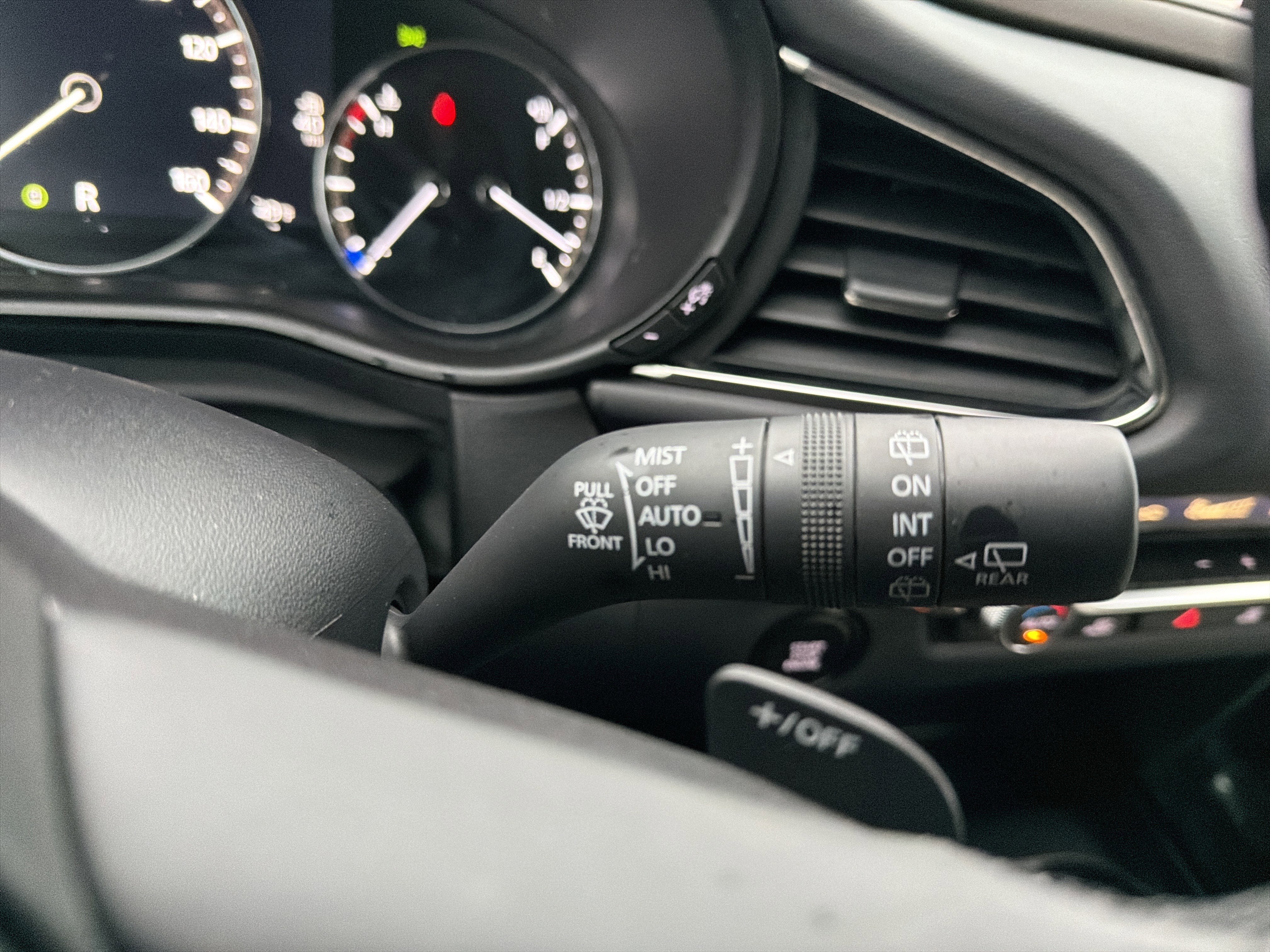 Certified 2023 MAZDA CX-30 AWD 2.5 S w/ Premium Package image 21