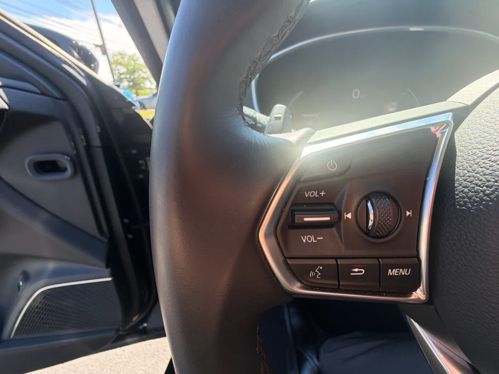 Used 2026 Acura MDX w/ Technology Package AWD/4WD image 17