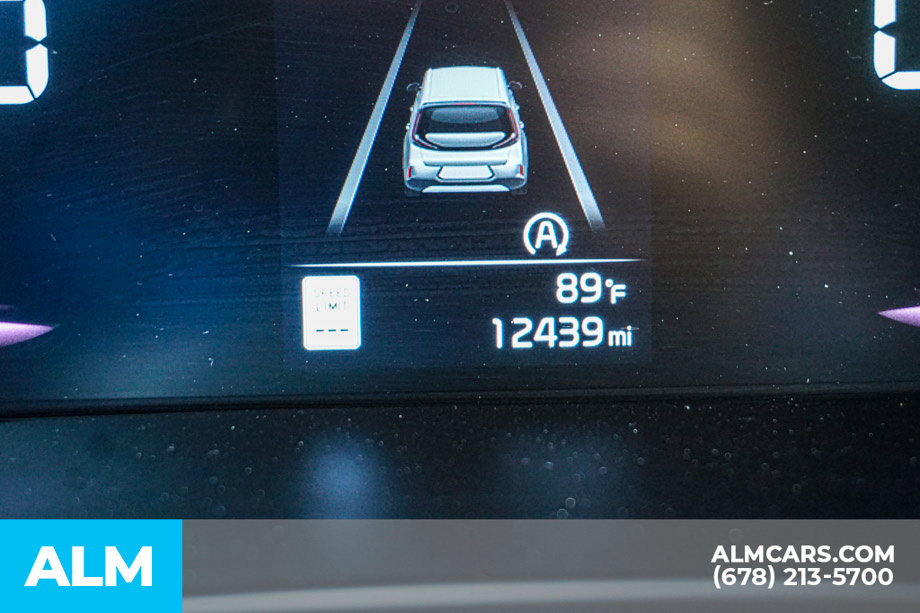 Used 2025 Kia Soul LX w/ LX Technology Package FWD image 52