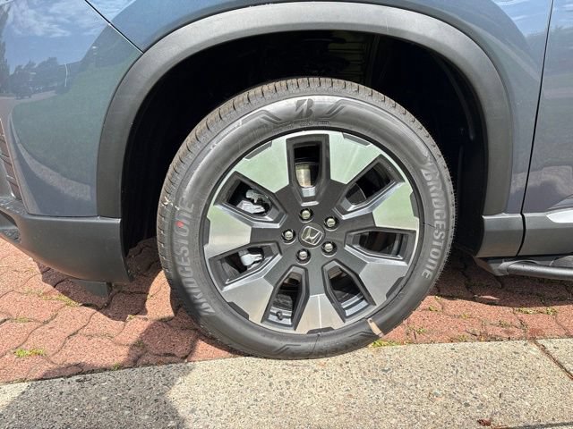 New 2026 Honda Pilot Elite image 4