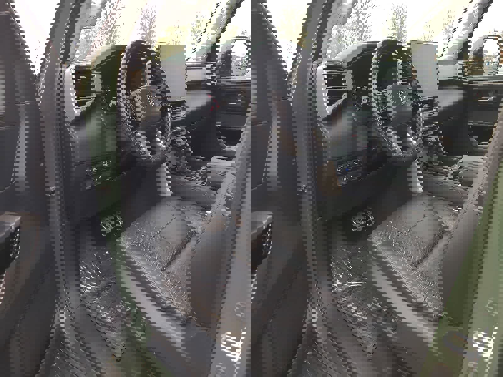 Used 2022 Toyota Tundra Limited image 10