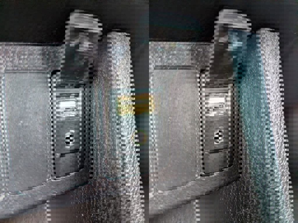 Used 2018 Toyota Corolla LE image 19