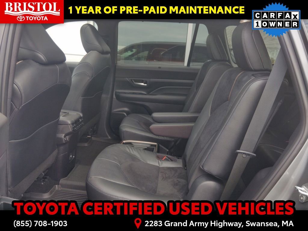 Used 2025 Toyota Grand Highlander AWD Hybrid image 16