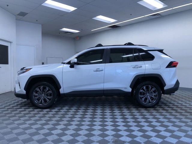 Used 2023 Toyota RAV4 Limited image 11