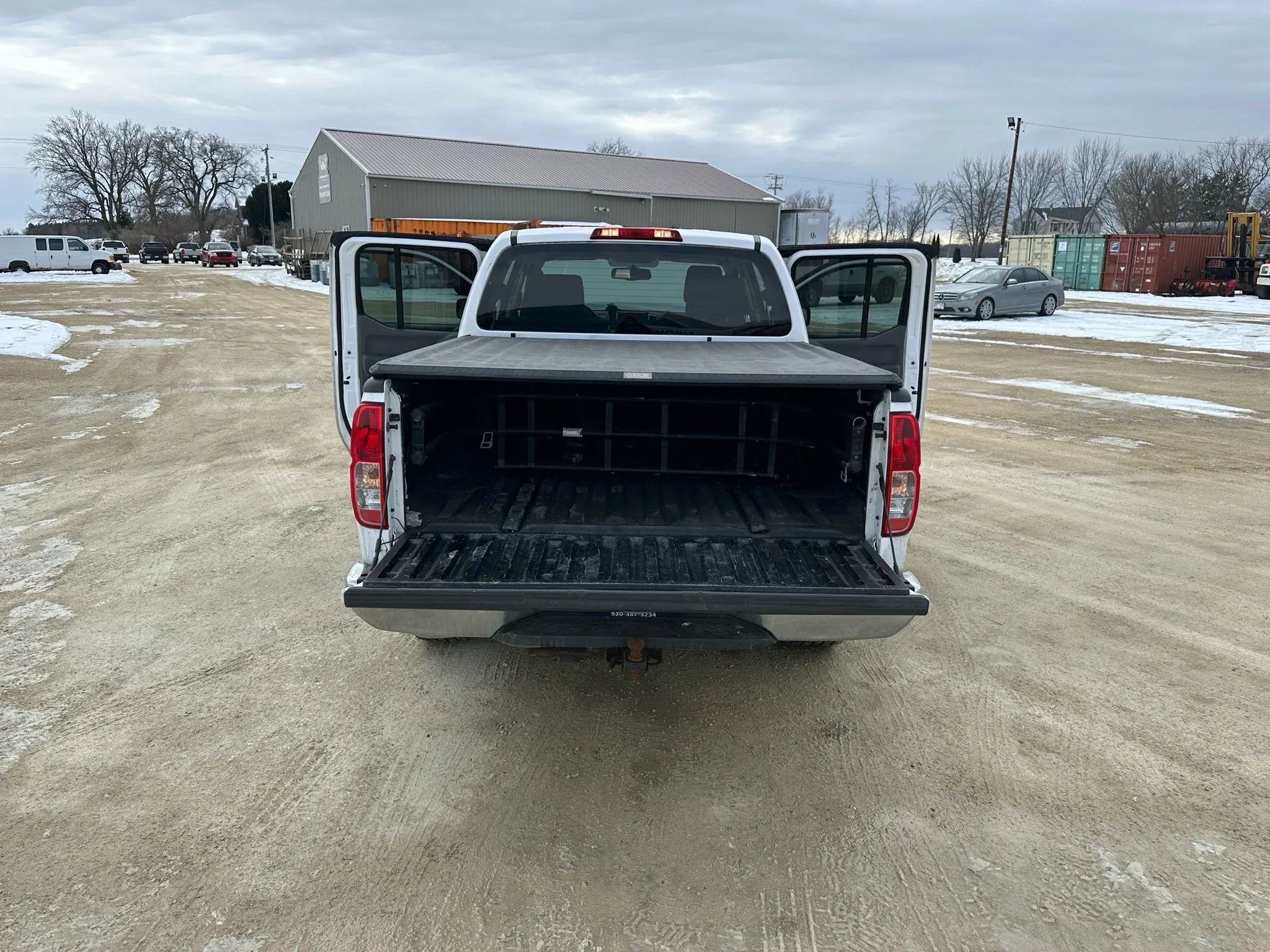 Used 2011 Nissan Frontier SV w/ SV Premium Utility Pkg image 14