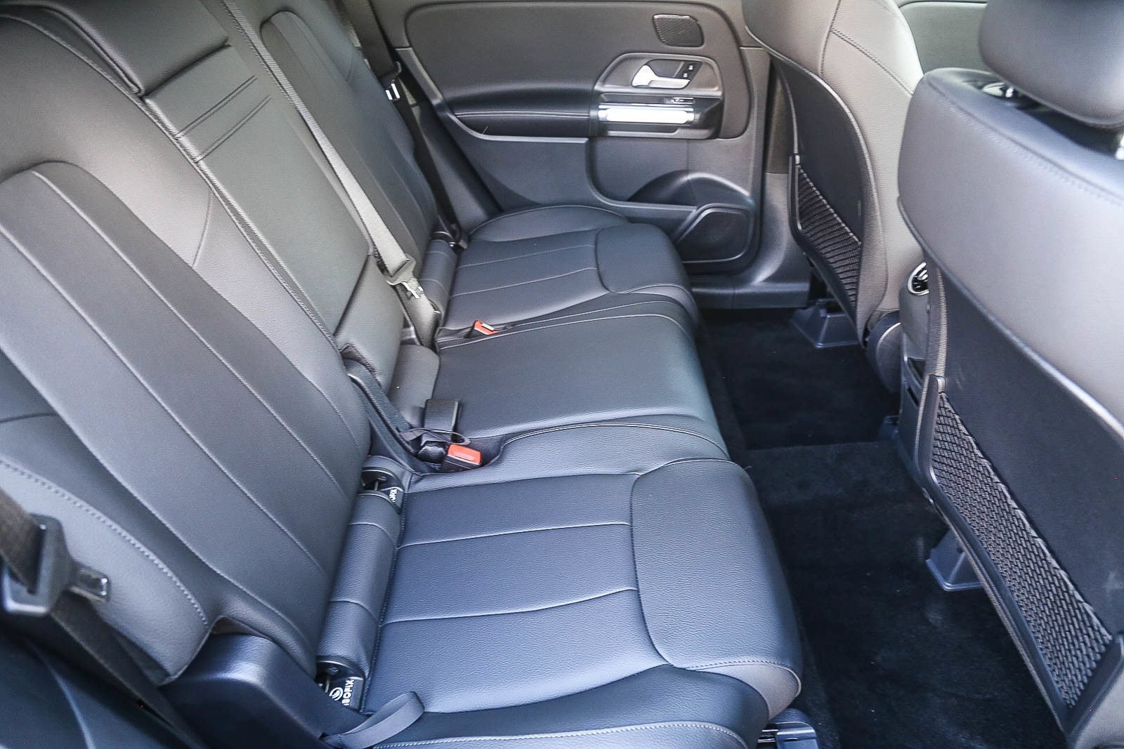 New 2026 Mercedes-Benz GLB 250 4MATIC image 16