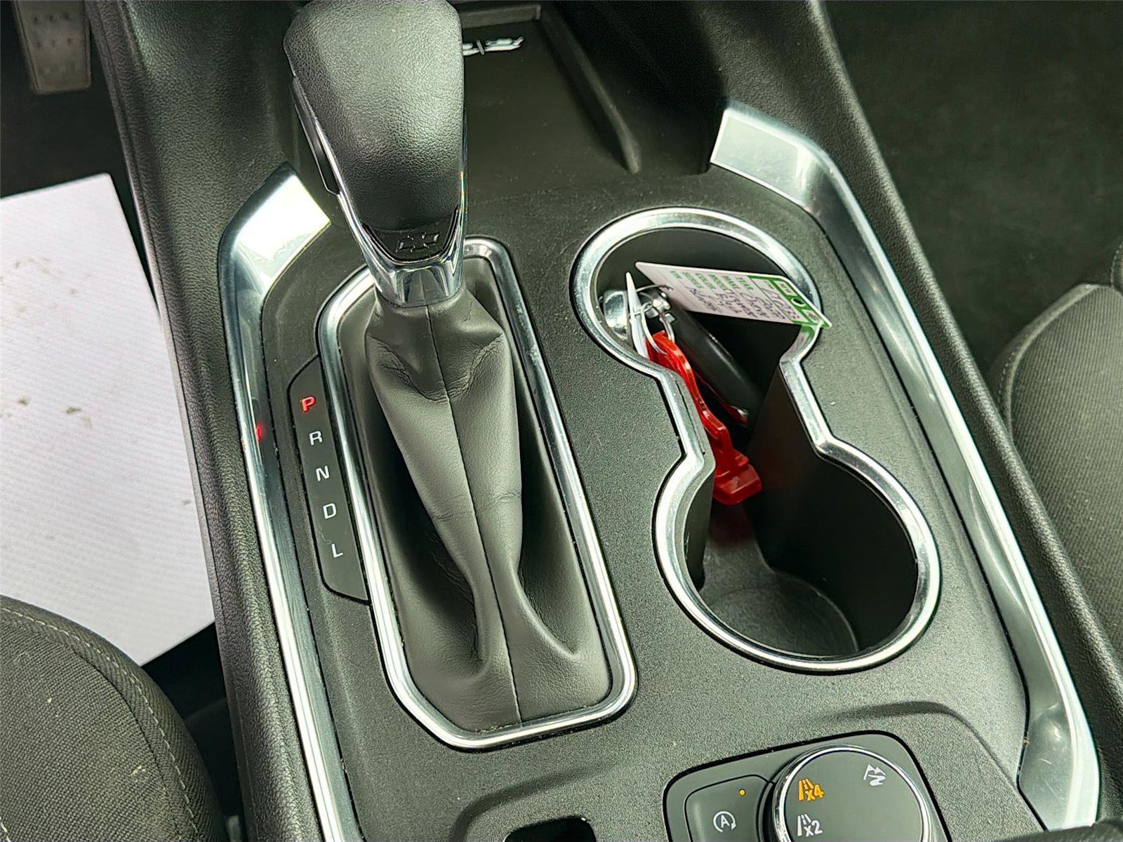 Used 2022 Chevrolet Traverse LT image 17