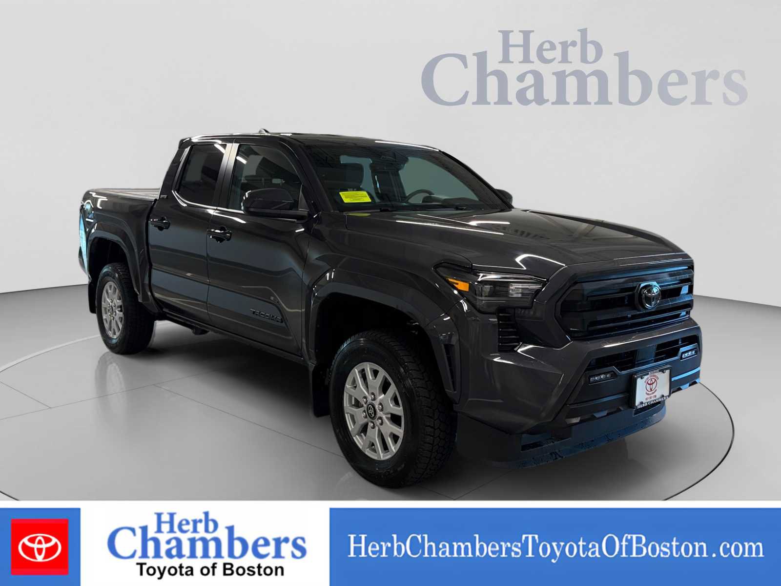 Used 2025 Toyota Tacoma SR5