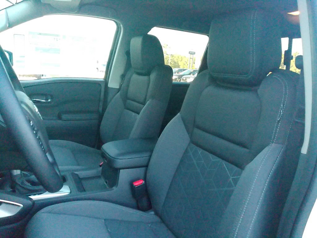 New 2026 Nissan Frontier SV w/ Tow Package RWD image 15