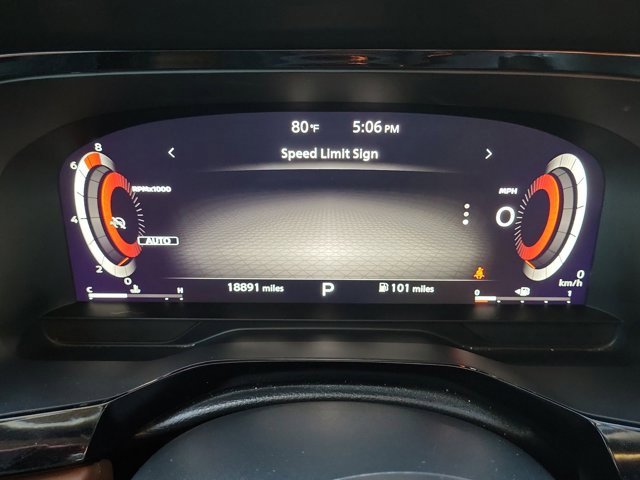 Used 2023 Nissan Pathfinder Platinum image 12