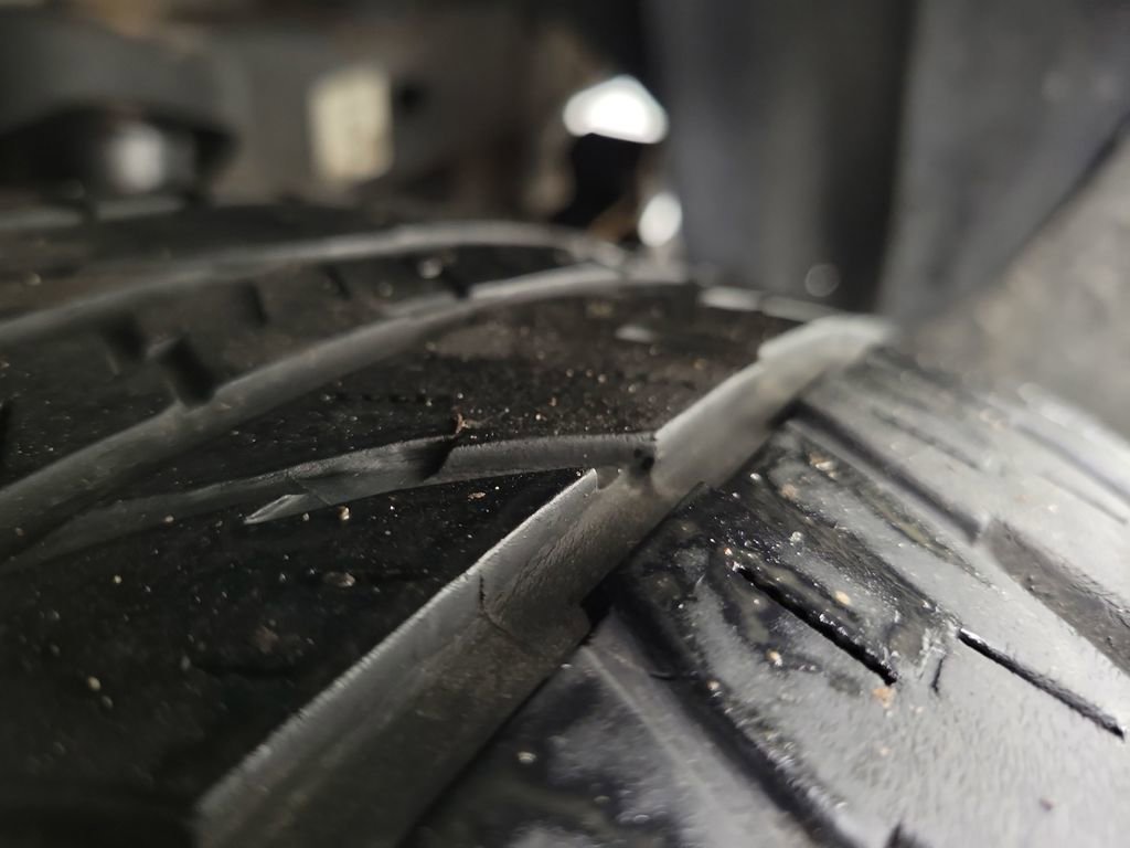 Used 2018 Toyota Tacoma SR image 11