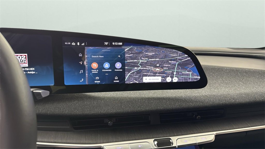 Used 2024 Lucid Air Pure image 21