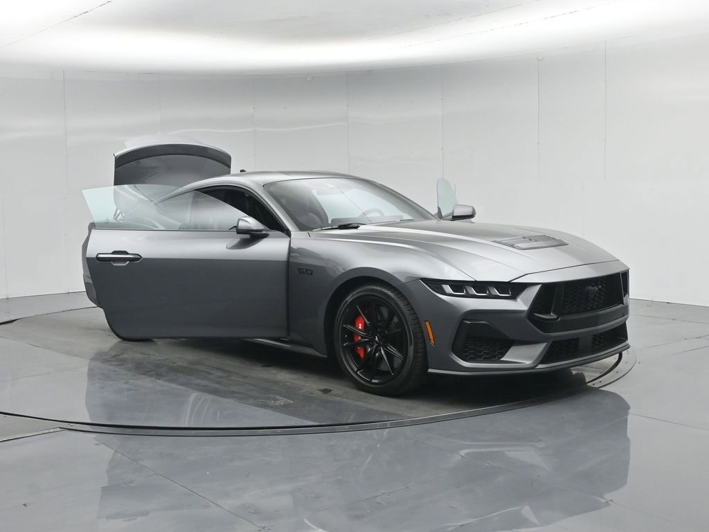 Used 2024 Ford Mustang GT Premium image 31