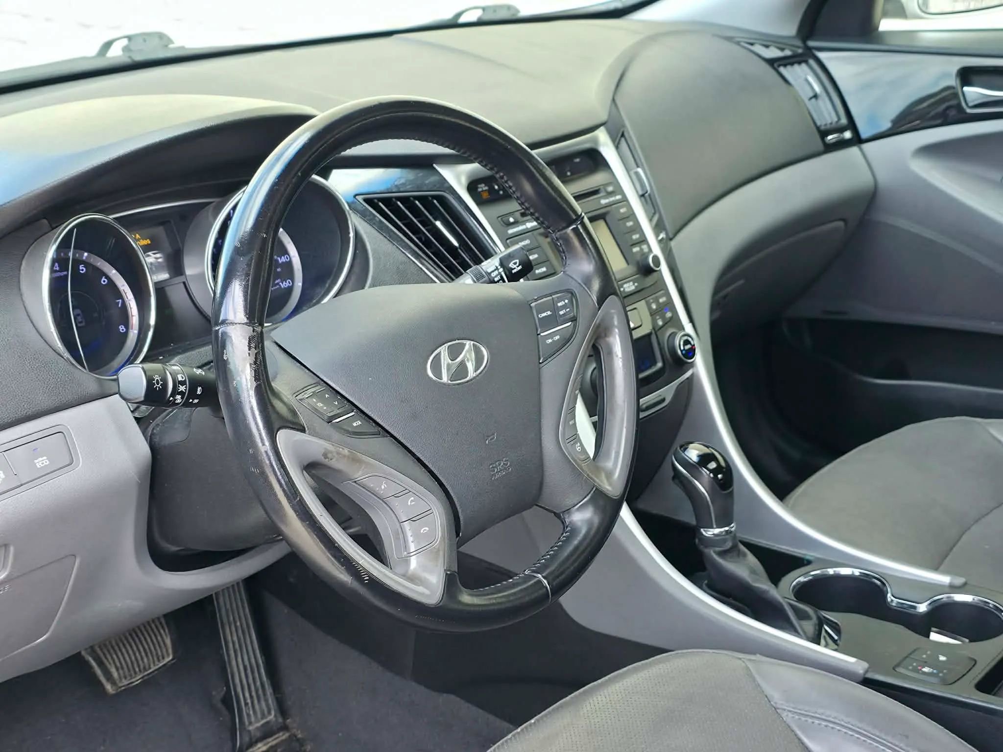 Used 2014 Hyundai Sonata Limited FWD image 9