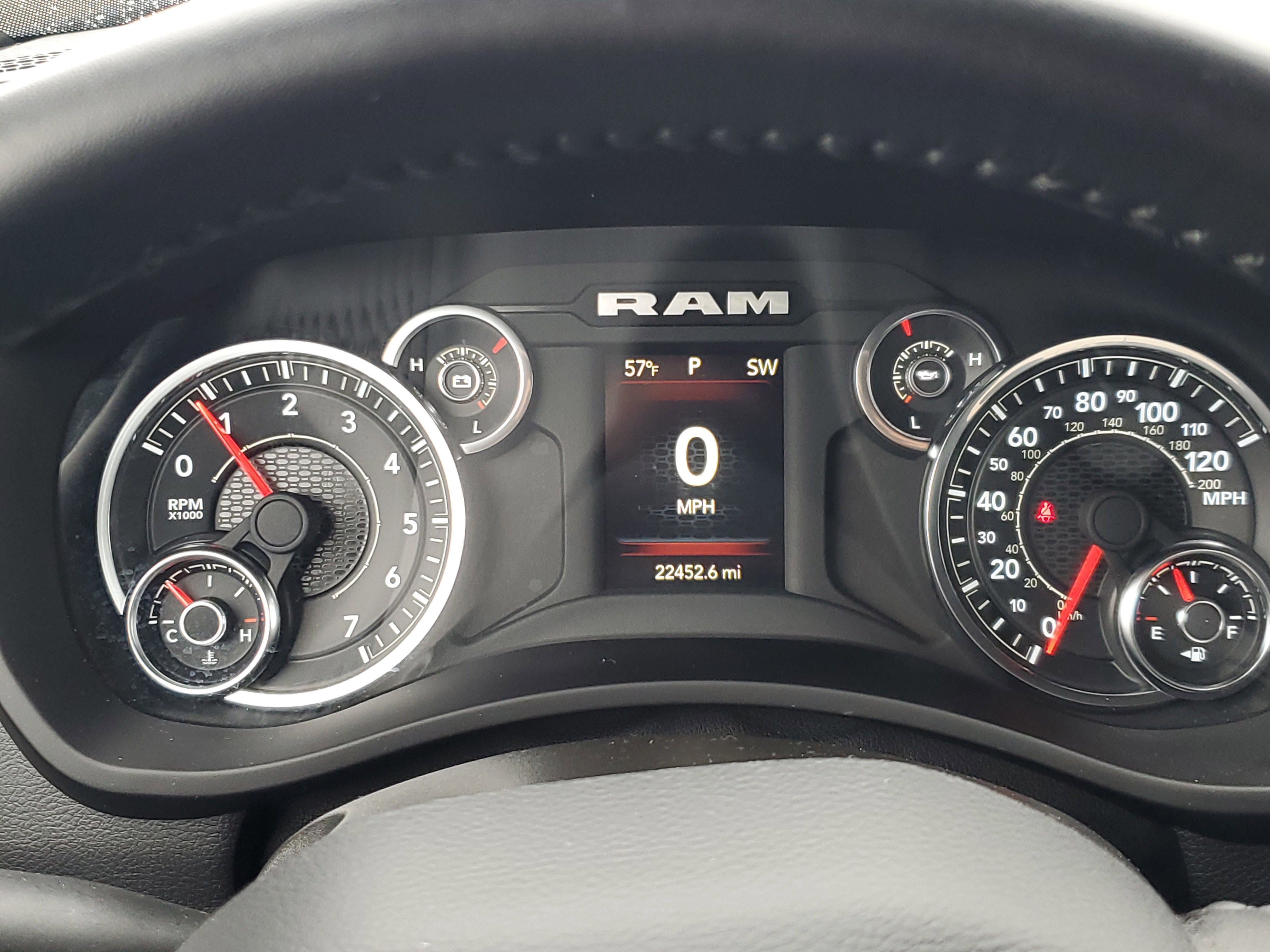 Used 2024 RAM 2500 Big Horn w/ Sport Appearance Package image 11