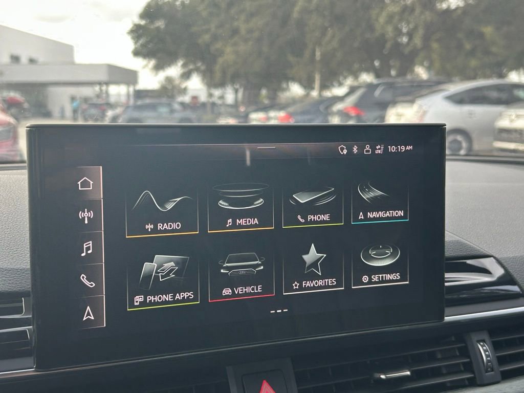 Used 2022 Audi A4 2.0T Premium w/ Convenience Package image 16