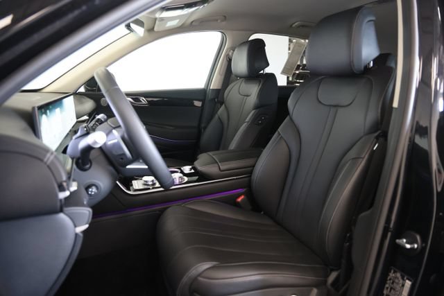 Used 2025 Genesis GV80 2.5T Standard AWD/4WD image 19