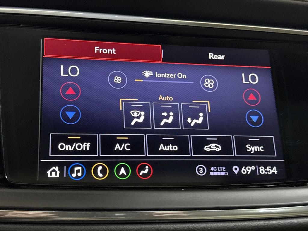 Used 2020 Buick Enclave Premium w/ Sun and Sites Package AWD/4WD image 17