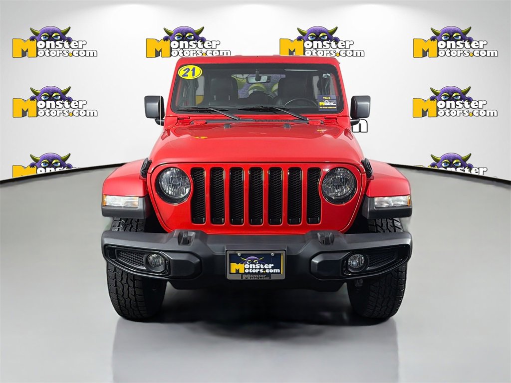 Used 2021 Jeep Wrangler Unlimited Sahara image 2