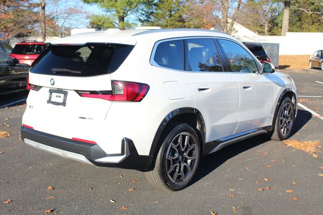 Used 2025 BMW X1 xDrive28i w/ Premium Package image 10