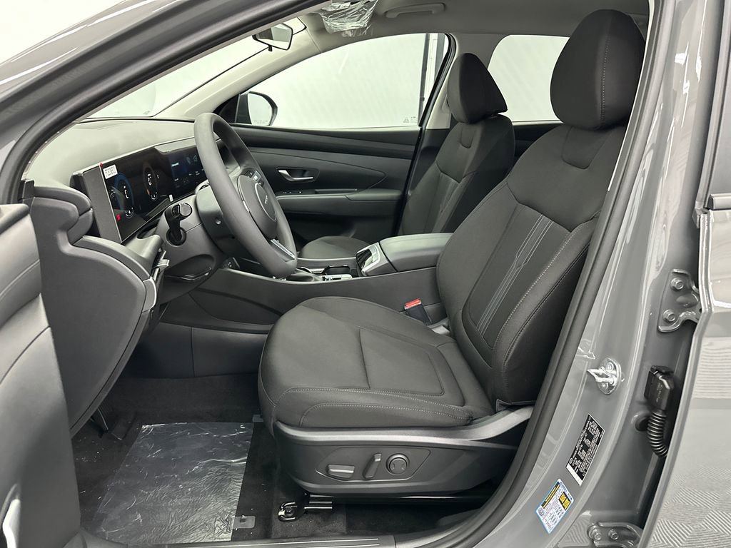 Certified 2025 Hyundai Tucson SEL image 9