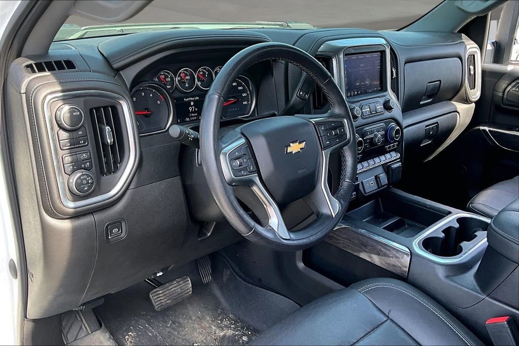 Used 2022 Chevrolet Silverado 2500 LTZ w/ LTZ Plus Package image 18