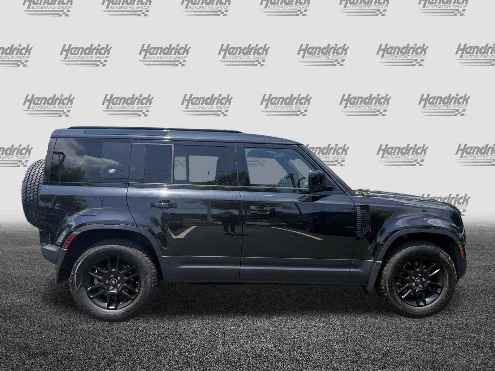 Used 2021 Land Rover Defender 110 S AWD/4WD image 14