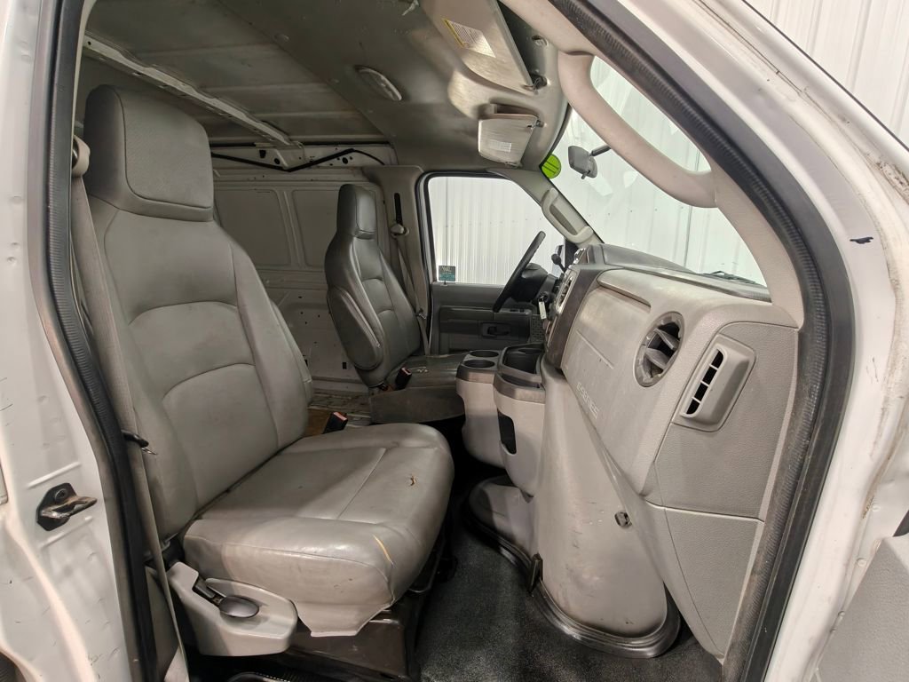 Used 2011 Ford E-150 and Econoline 150 w/ PWR Group RWD image 18