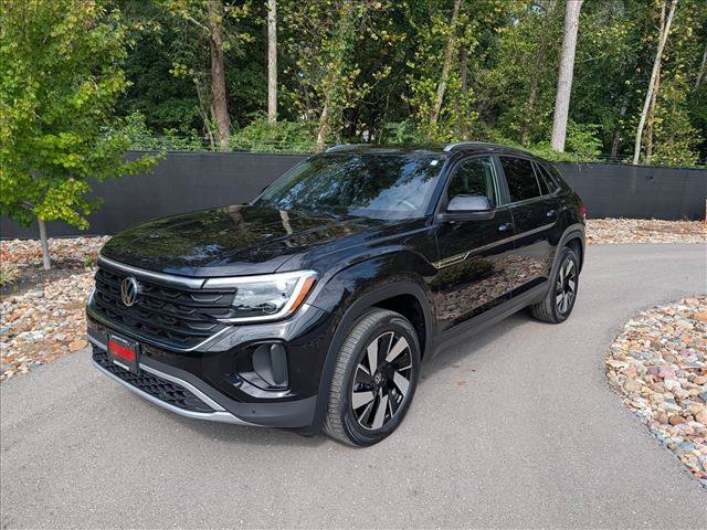 Used 2024 Volkswagen Atlas Cross Sport SE