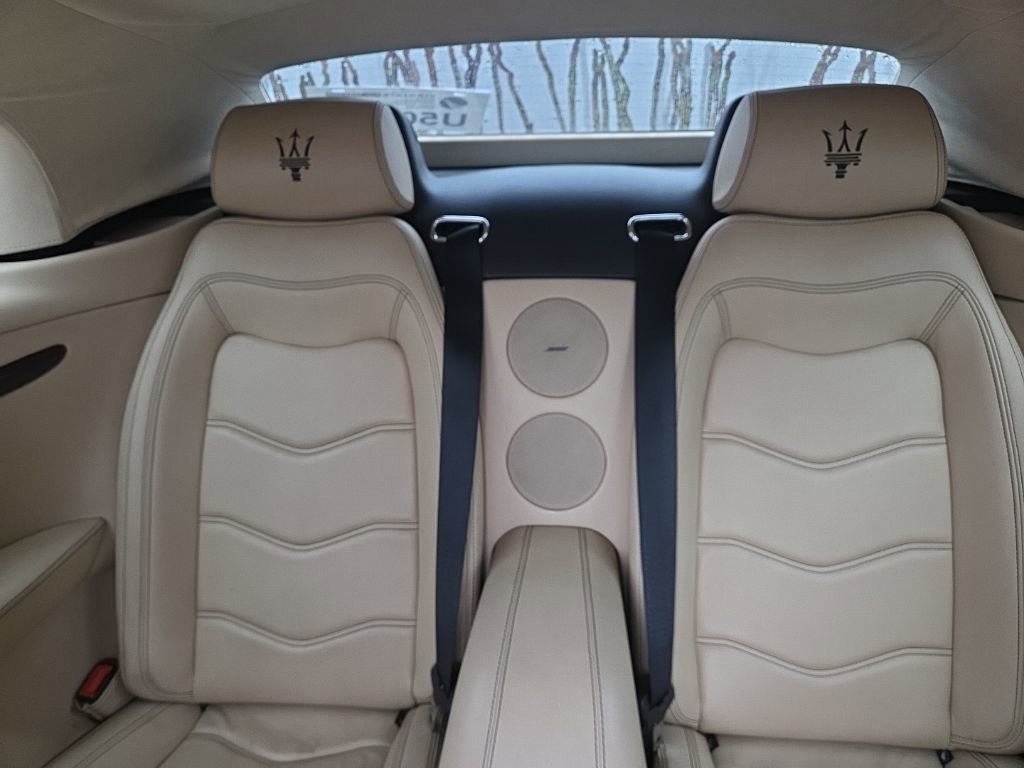 Used 2015 Maserati GranTurismo Convertible image 17