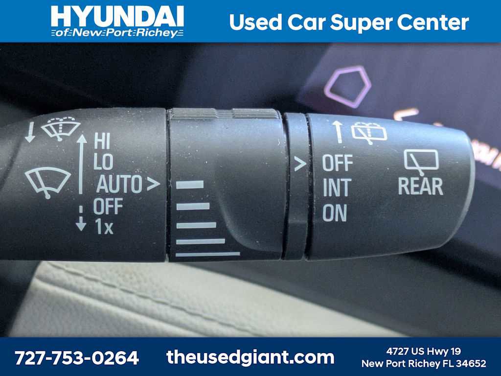 Used 2024 Buick Encore GX Avenir w/ Avenir Convenience Package AWD/4WD image 38