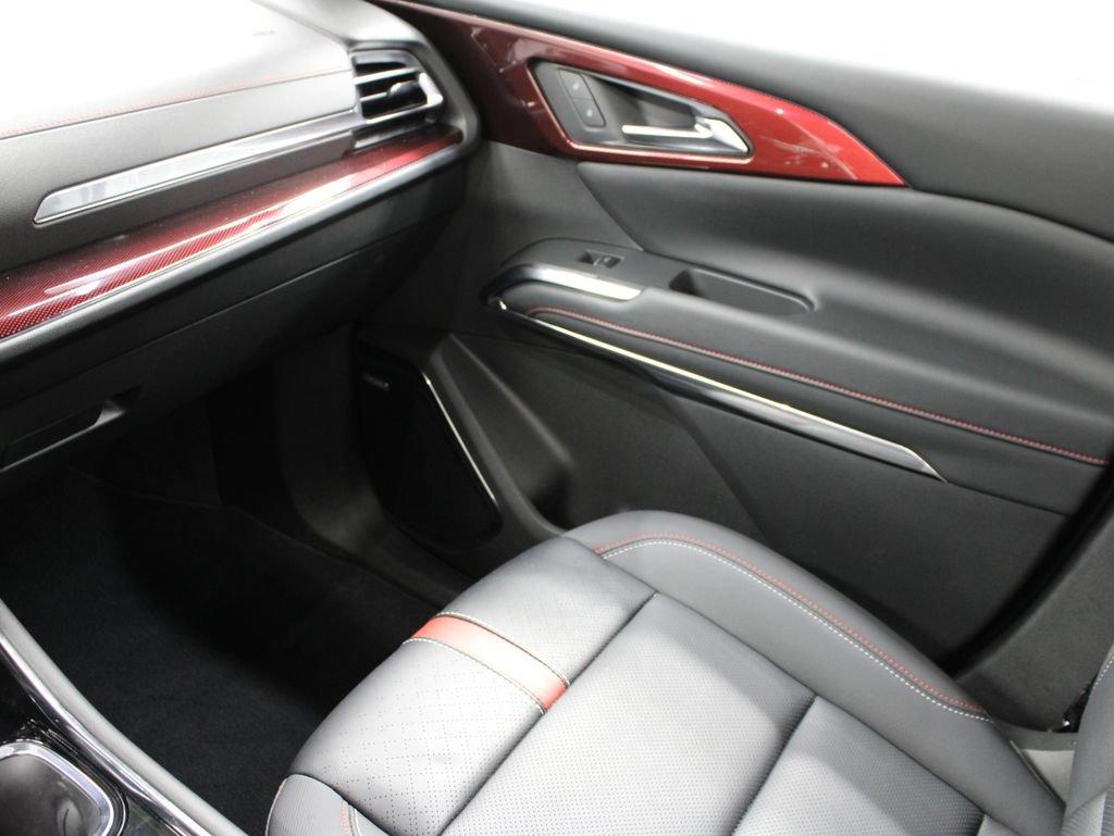Used 2026 Chevrolet Traverse RS AWD/4WD image 37