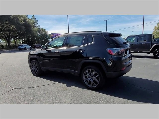 New 2026 Jeep Compass Limited image 27