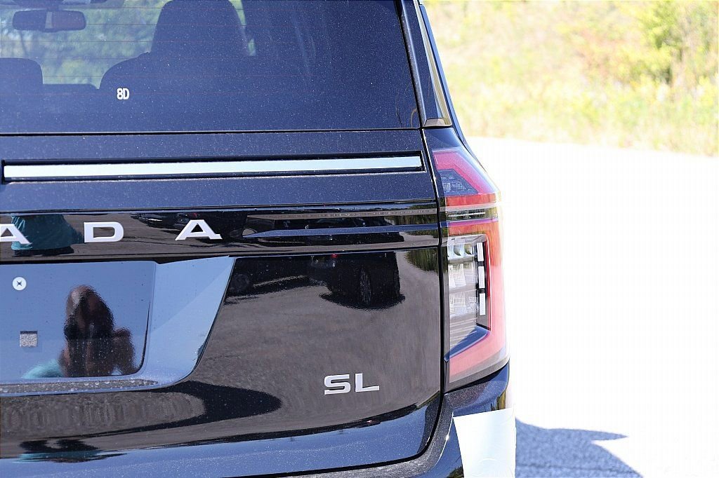 New 2026 Nissan Armada SL w/ Captain's Chari Seat Package image 6