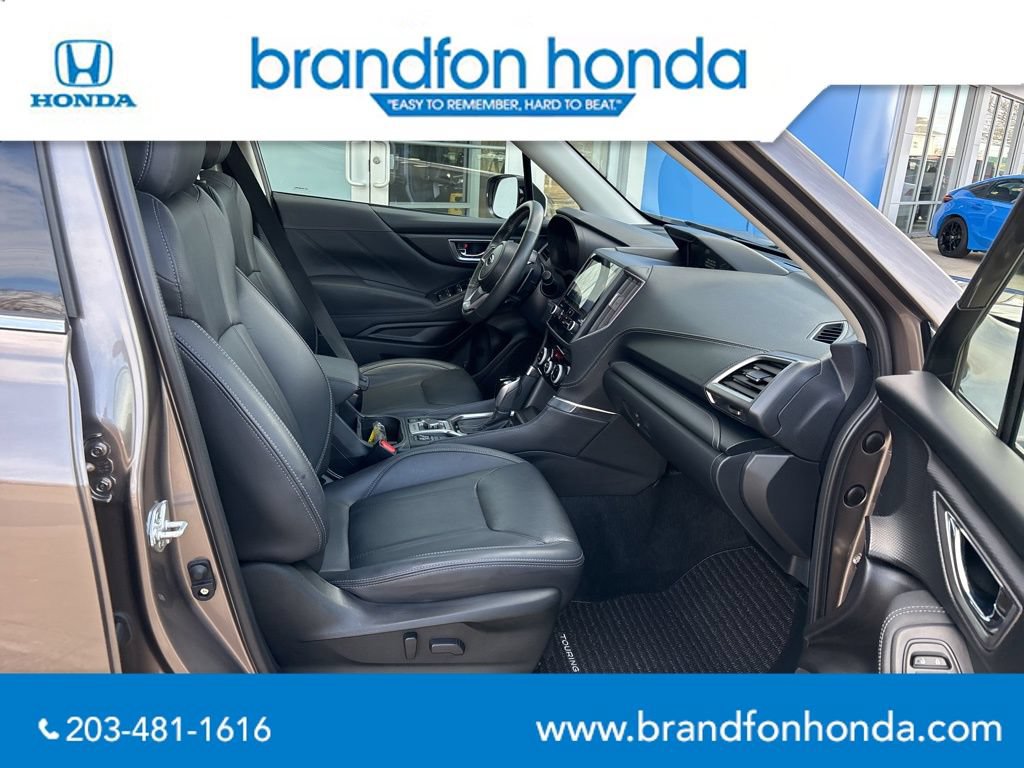 Used 2023 Subaru Forester Touring AWD/4WD image 27