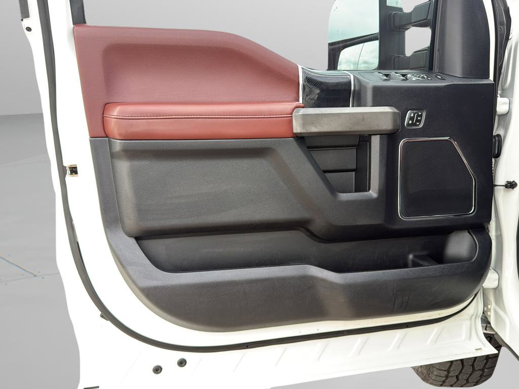 Used 2020 Ford F250 Platinum w/ FX4 Off-Road Package image 19