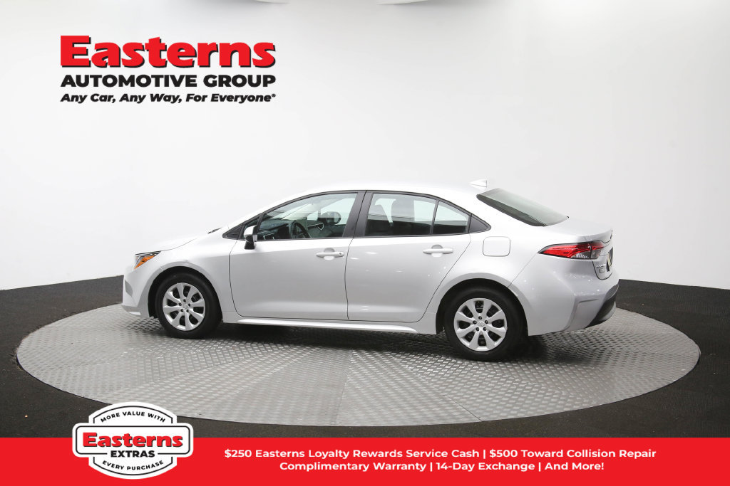 Used 2025 Toyota Corolla LE FWD image 62
