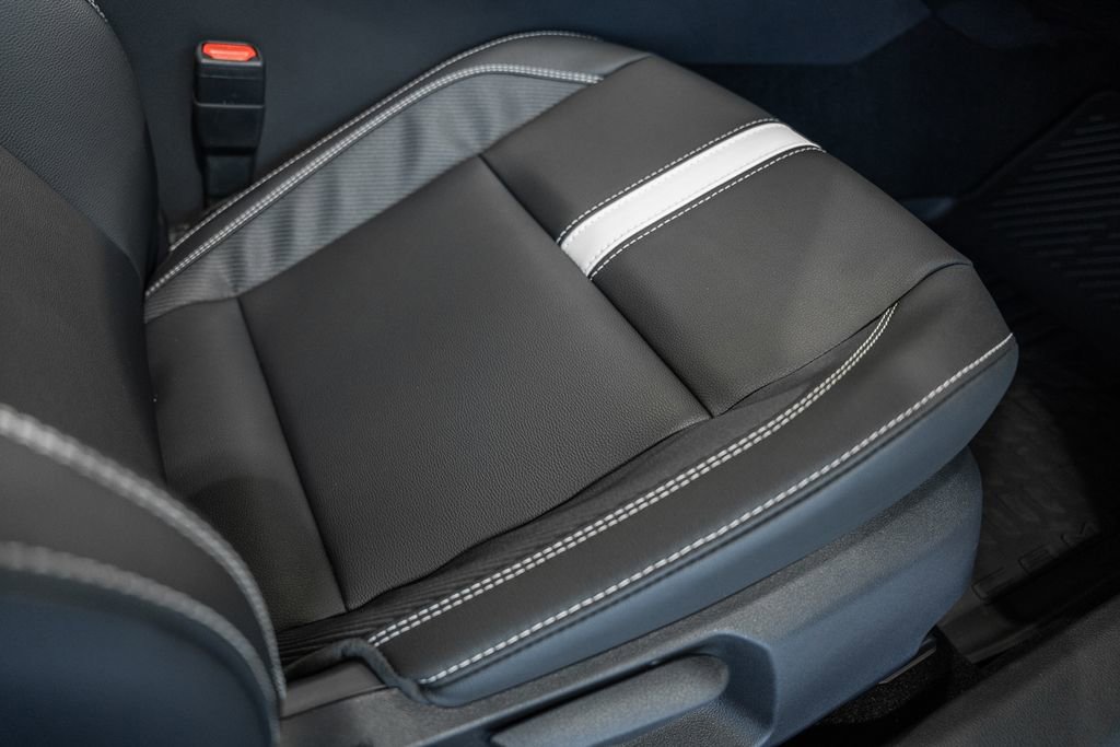 New 2026 Toyota Camry SE image 30