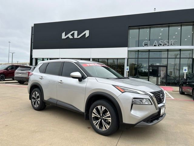 Used 2023 Nissan Rogue SV