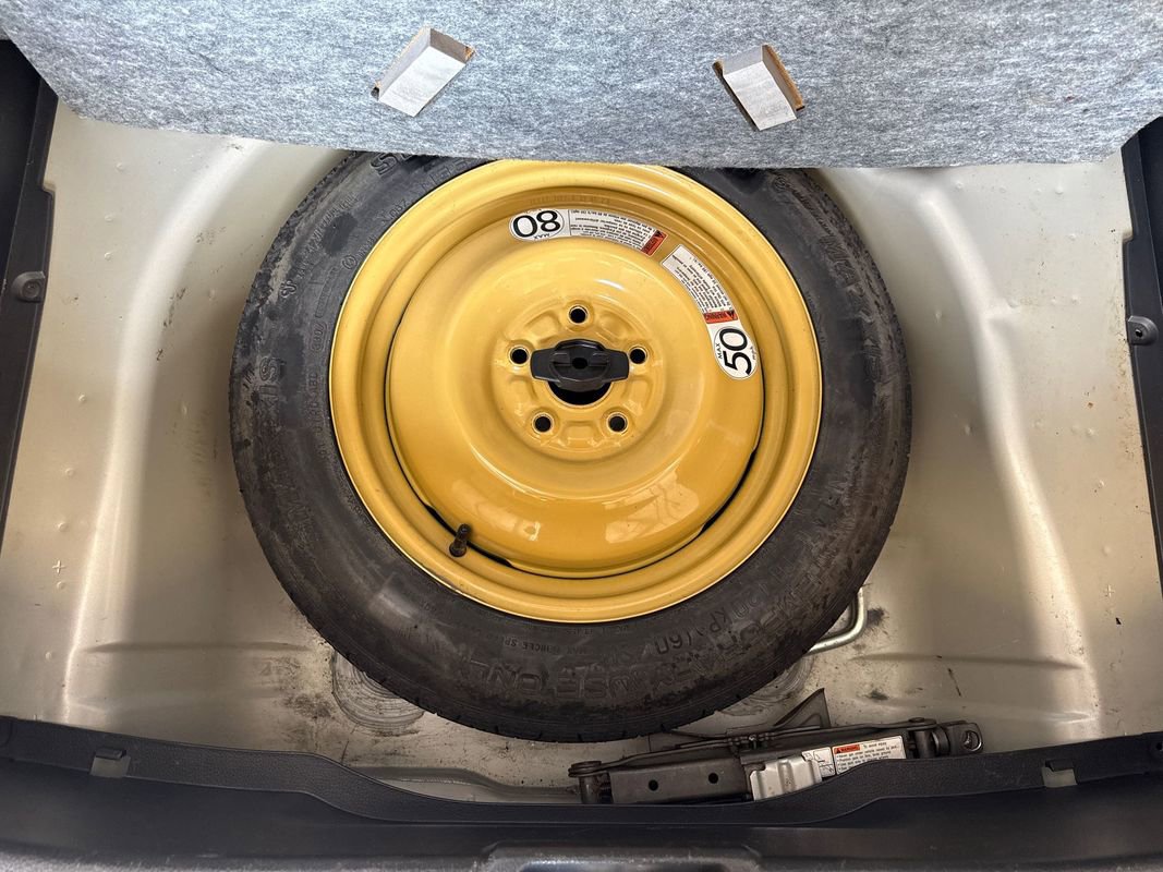 Used 2008 Suzuki SX4 AWD Hatchback image 90