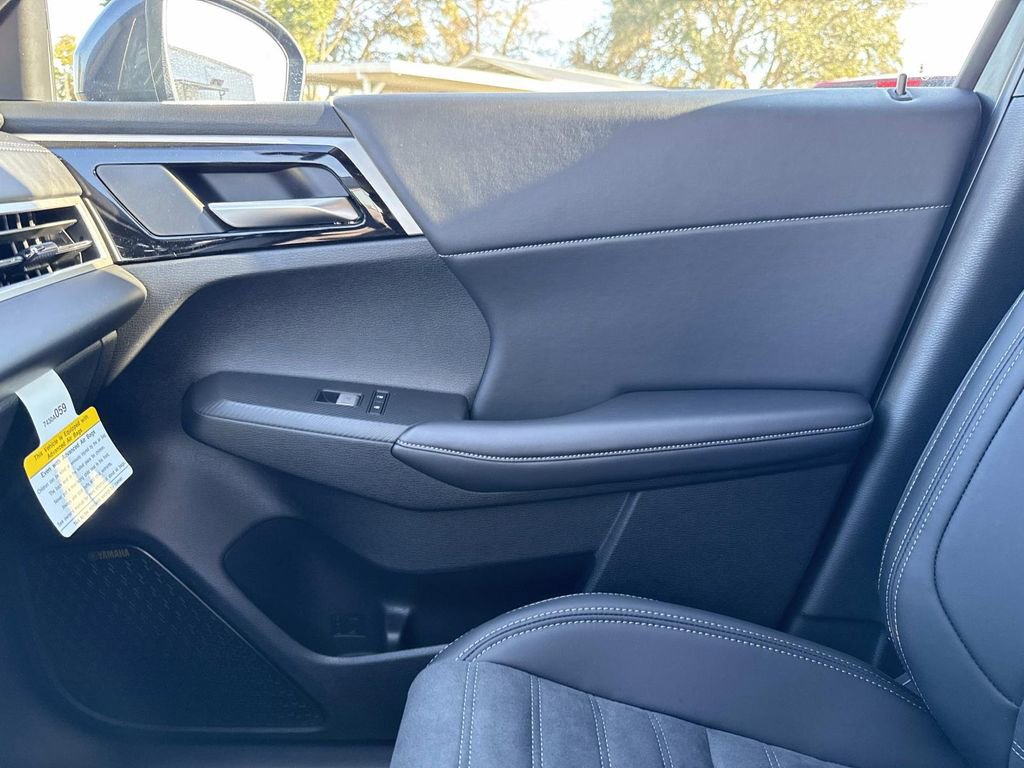 New 2026 Mitsubishi Outlander SEL image 25