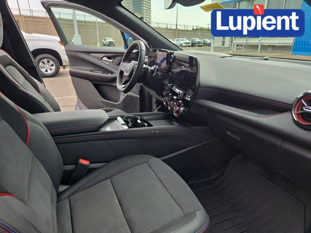 Used 2025 Chevrolet Blazer EV RS AWD/4WD image 13